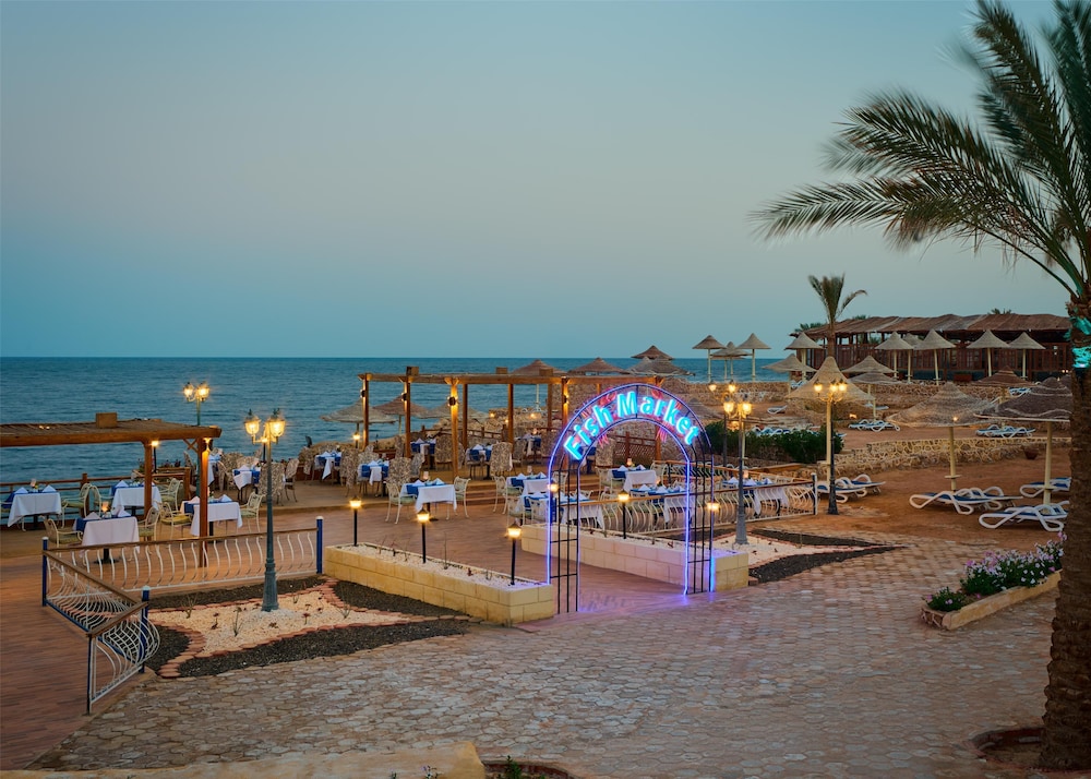 Dreams Beach Sharm el Sheikh — Restaurant & bars in Sharm El Sheikh, Red Sea
