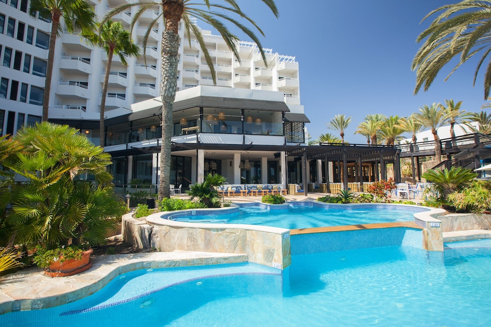 Corallium Dunamar by Lopesan Hotels - Adults Only — Hotel building in Playa del Ingles, Canary Islands