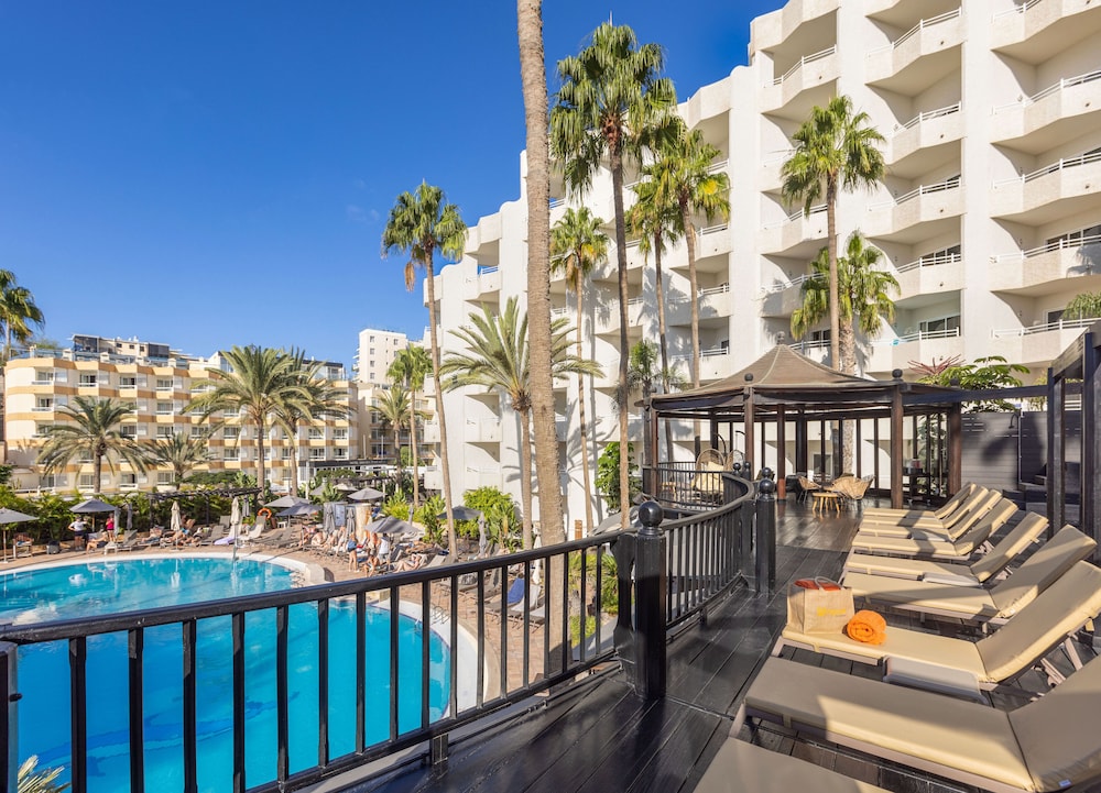 Corallium Dunamar by Lopesan Hotels - Adults Only — Beach in Playa del Ingles, Canary Islands