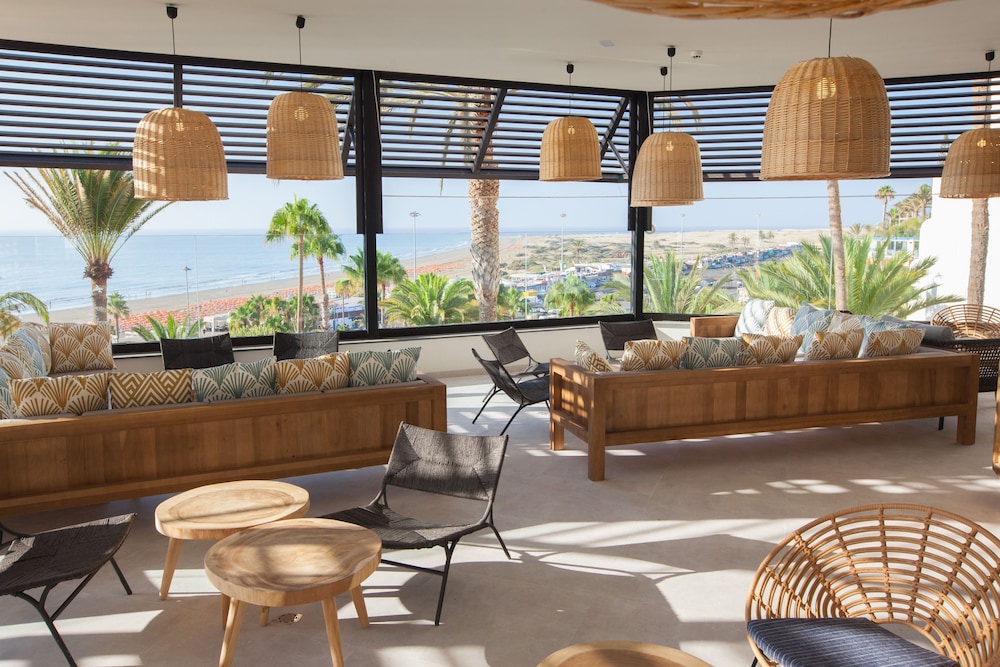 Corallium Dunamar by Lopesan Hotels - Adults Only — Restaurant & bars in Playa del Ingles, Canary Islands