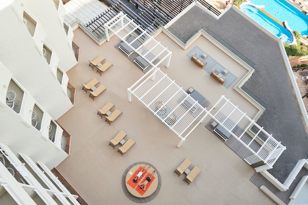 Corallium Dunamar by Lopesan Hotels - Adults Only — Hotel rooms in Playa del Ingles, Canary Islands