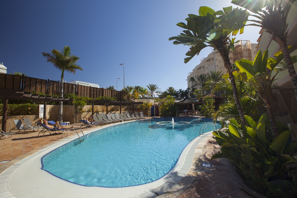 Corallium Dunamar by Lopesan Hotels - Adults Only — Swimming pool in Playa del Ingles, Canary Islands