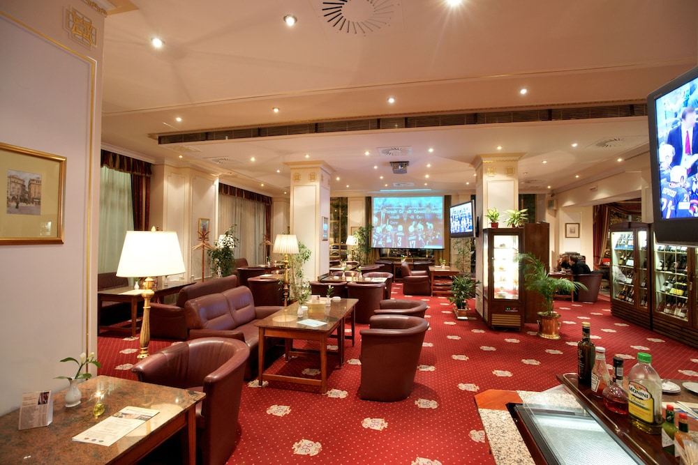 Ambassador Zlatá husa — Restaurant & bars in Prague, Prague