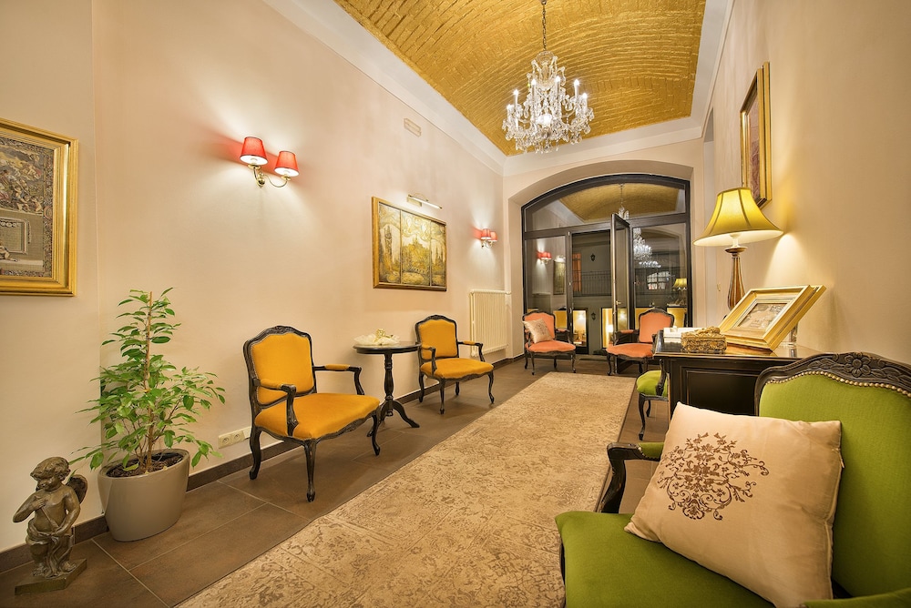 Hotel Angelis — Hotel building in Prague, Prague