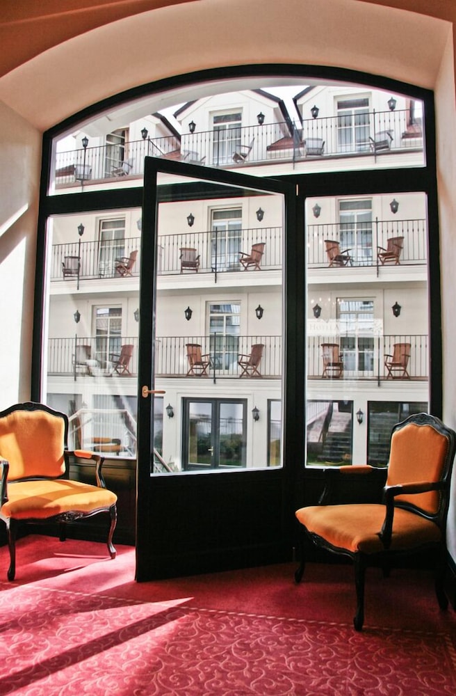 Hotel Angelis — Hotel building in Prague, Prague