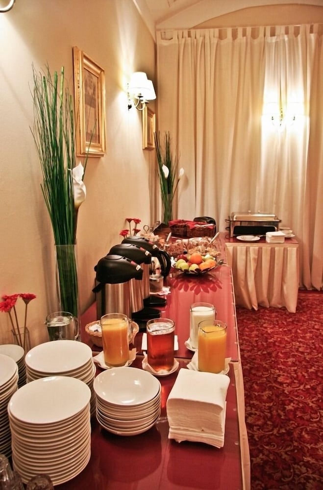 Hotel Angelis — Restaurant & bars in Prague, Prague
