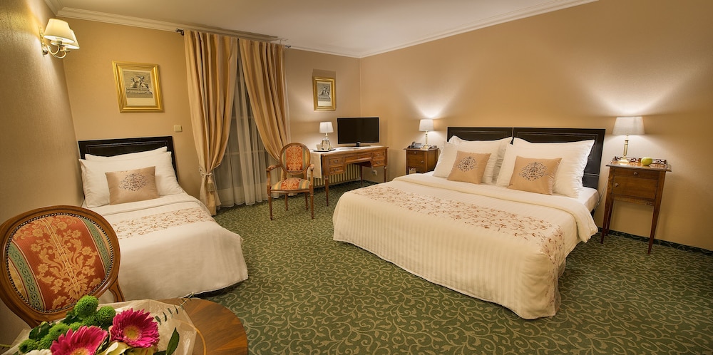 Hotel Angelis — Hotel rooms in Prague, Prague