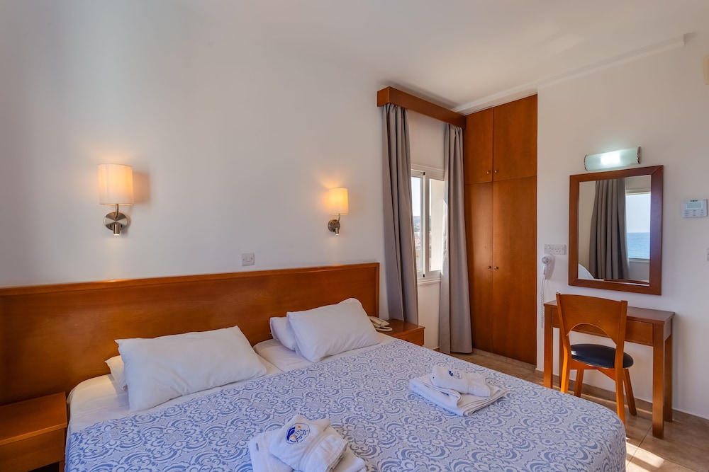 Tetyk Hotel — Hotel rooms in Protaras, Famagusta Region
