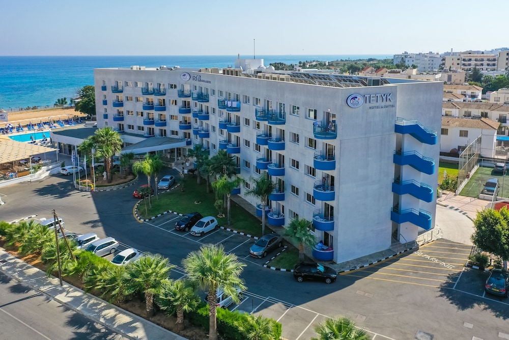 Tetyk Hotel — Hotel building in Protaras, Famagusta Region