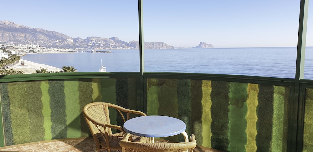 KAKTUS Hotel Kaktus Albir — Hotel rooms in L'Alfas del Pi, Valencian Community