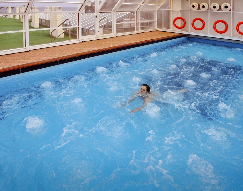 KAKTUS Hotel Kaktus Albir — Swimming pool in L'Alfas del Pi, Valencian Community