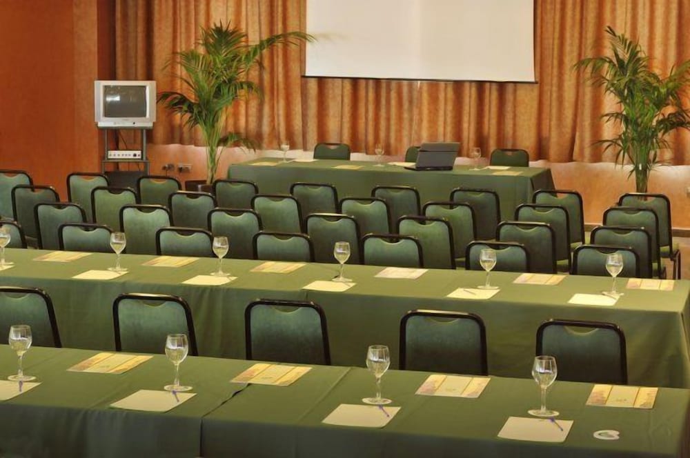 KAKTUS Hotel Kaktus Albir — Hotel building in L'Alfas del Pi, Valencian Community