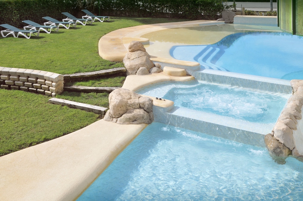 KAKTUS Hotel Kaktus Albir — Swimming pool in L'Alfas del Pi, Valencian Community