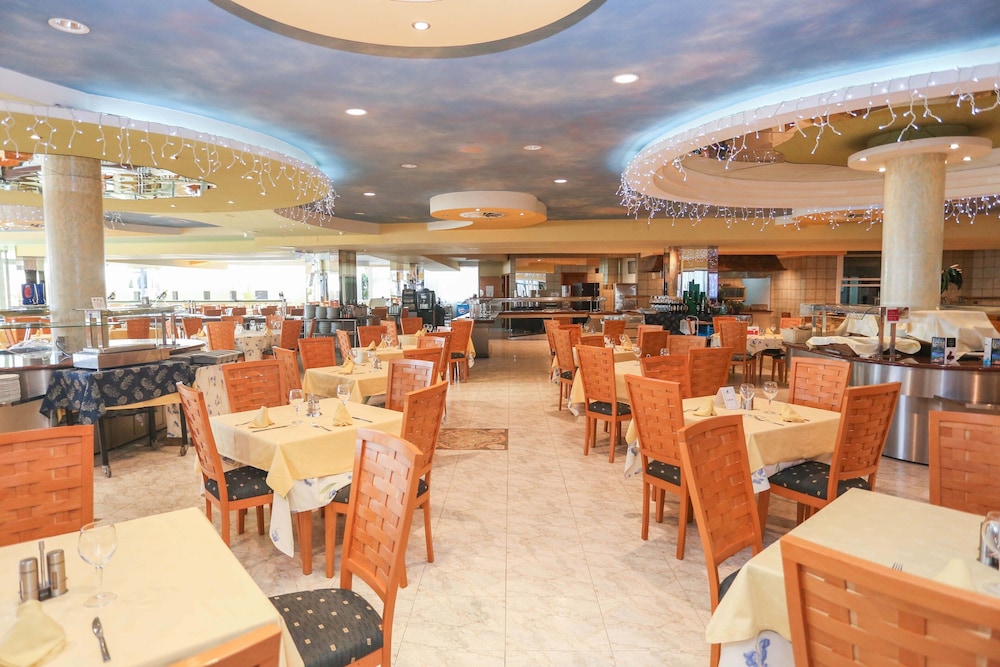 KAKTUS Hotel Kaktus Albir — Restaurant & bars in L'Alfas del Pi, Valencian Community