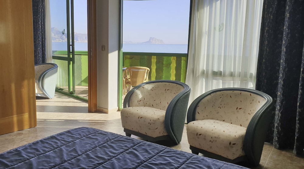KAKTUS Hotel Kaktus Albir — Hotel rooms in L'Alfas del Pi, Valencian Community