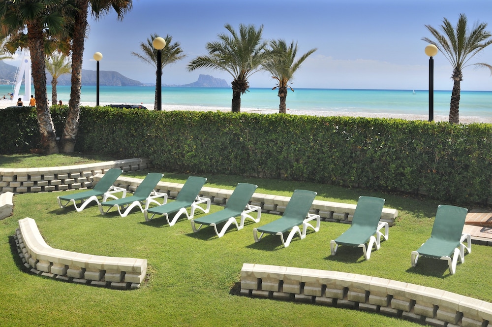 KAKTUS Hotel Kaktus Albir — Beach in L'Alfas del Pi, Valencian Community