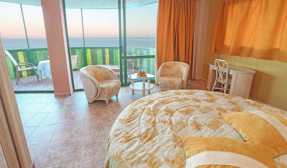 KAKTUS Hotel Kaktus Albir — Hotel rooms in L'Alfas del Pi, Valencian Community