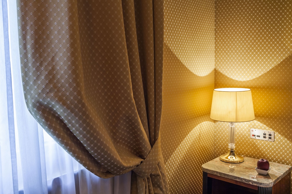 DORIA GRAND HOTEL ROOFTOP — Hotel rooms in Milan, Lombardy