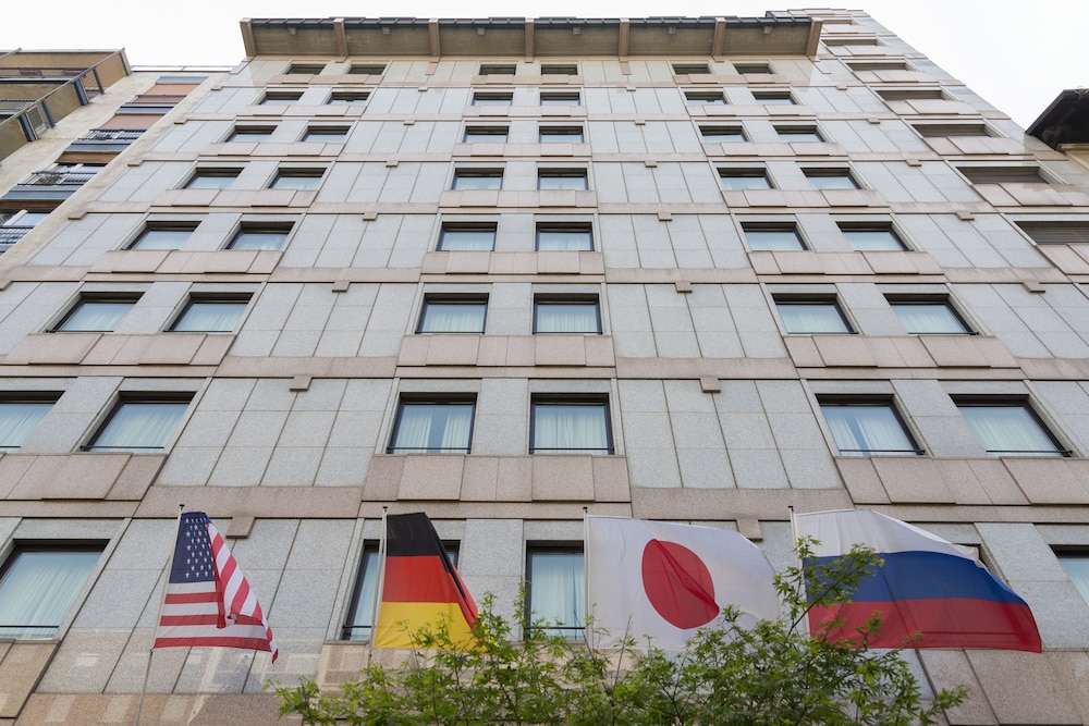 DORIA GRAND HOTEL ROOFTOP — Hotel building in Milan, Lombardy