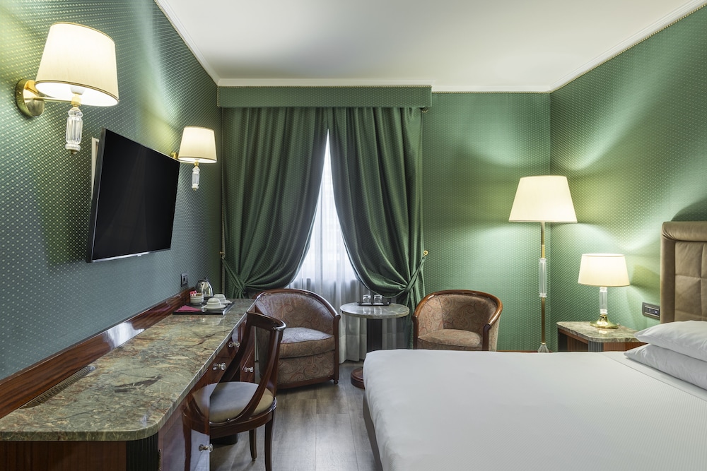 DORIA GRAND HOTEL ROOFTOP — Hotel rooms in Milan, Lombardy