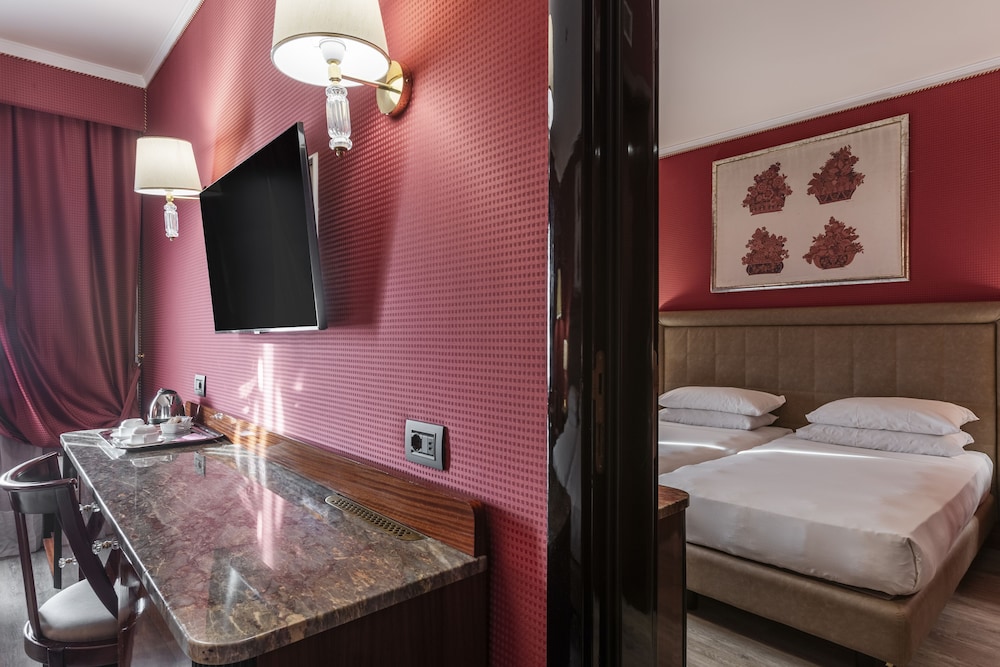 DORIA GRAND HOTEL ROOFTOP — Hotel rooms in Milan, Lombardy