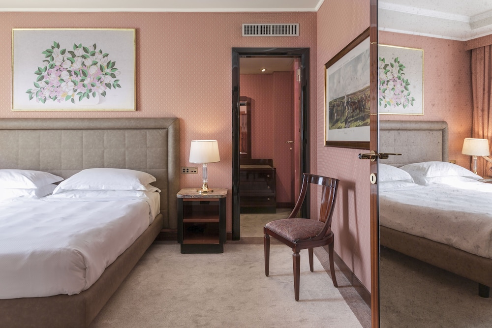 DORIA GRAND HOTEL ROOFTOP — Hotel rooms in Milan, Lombardy
