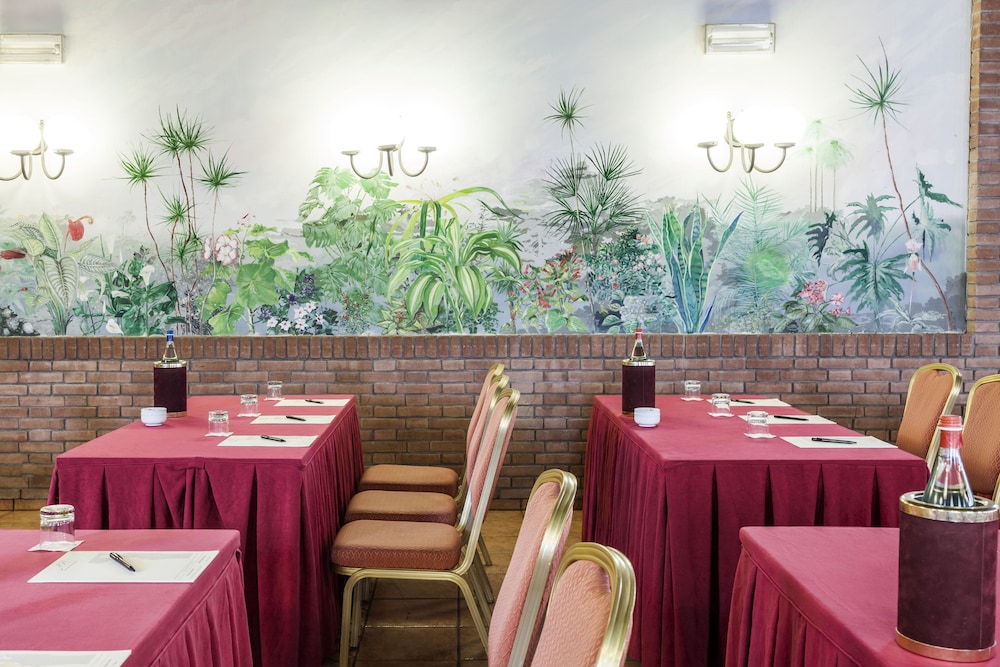 DORIA GRAND HOTEL ROOFTOP — Restaurant & bars in Milan, Lombardy