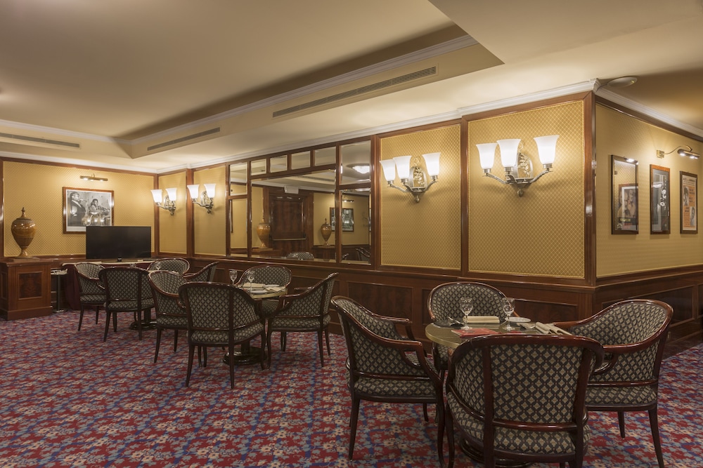 DORIA GRAND HOTEL ROOFTOP — Restaurant & bars in Milan, Lombardy