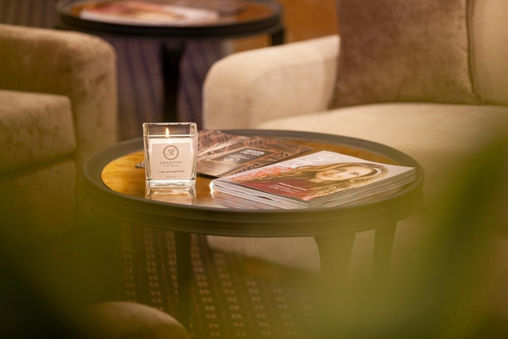 City Life Hotel Poliziano - by R Collection Hotels — Hotel rooms in Milan, Lombardy