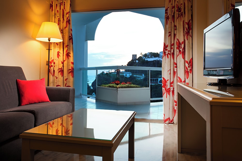 Ona Marinas de Nerja Spa Resort — Hotel rooms in Nerja, Andalusia