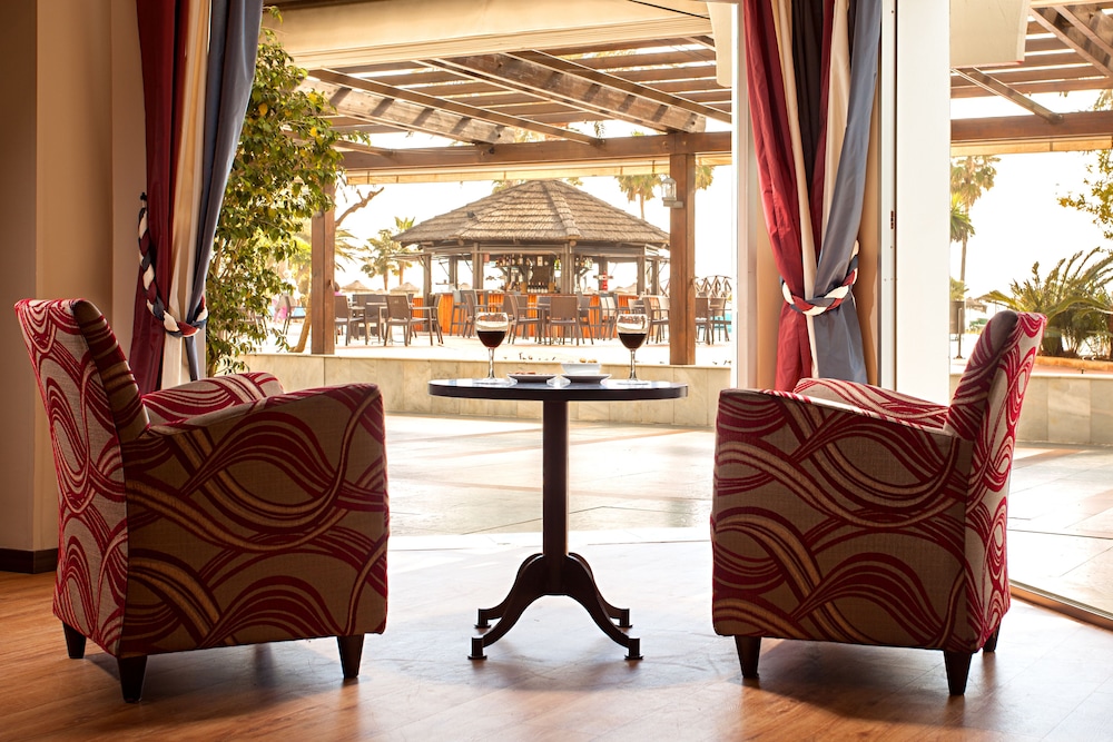 Ona Marinas de Nerja Spa Resort — Restaurant & bars in Nerja, Andalusia