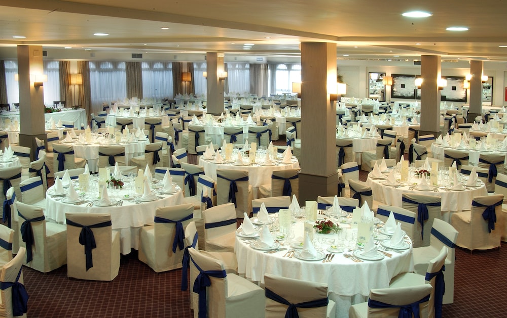 Ona Marinas de Nerja Spa Resort — Restaurant & bars in Nerja, Andalusia
