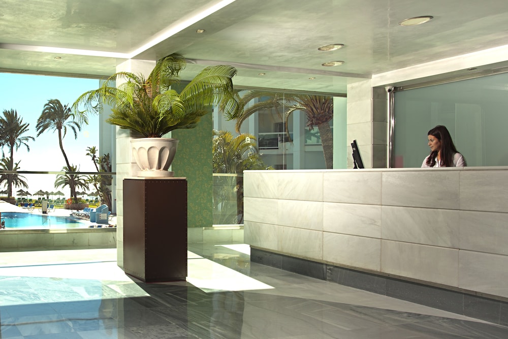 Ona Marinas de Nerja Spa Resort — Hotel building in Nerja, Andalusia