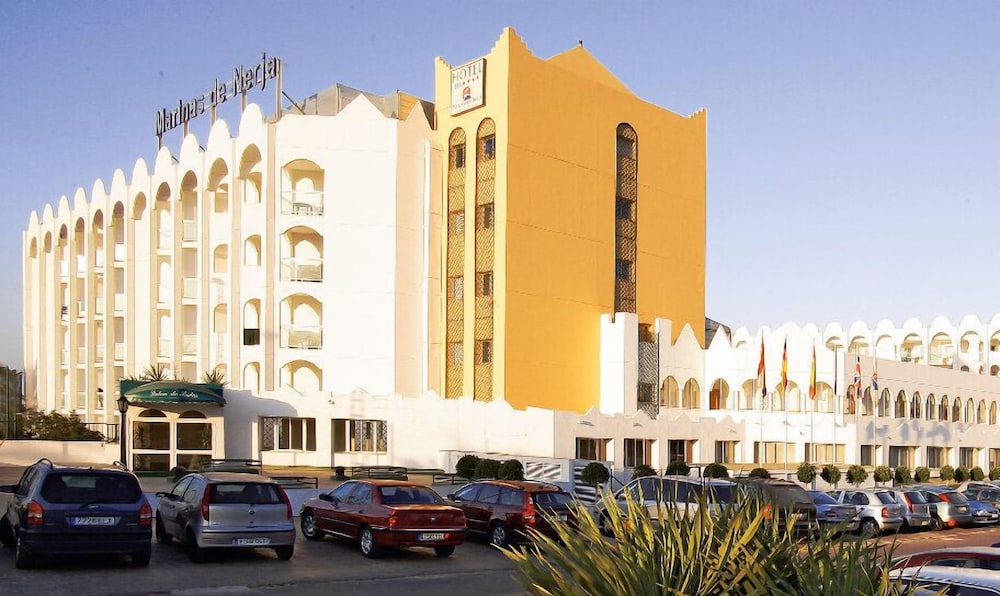 Ona Marinas de Nerja Spa Resort — Hotel building in Nerja, Andalusia