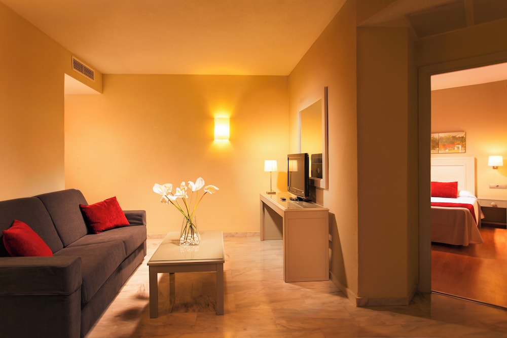 Ona Marinas de Nerja Spa Resort — Hotel rooms in Nerja, Andalusia