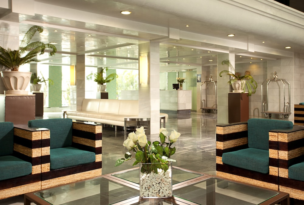 Ona Marinas de Nerja Spa Resort — Hotel building in Nerja, Andalusia