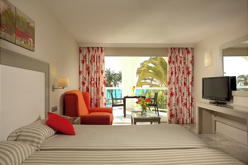 Ona Marinas de Nerja Spa Resort — Hotel rooms in Nerja, Andalusia