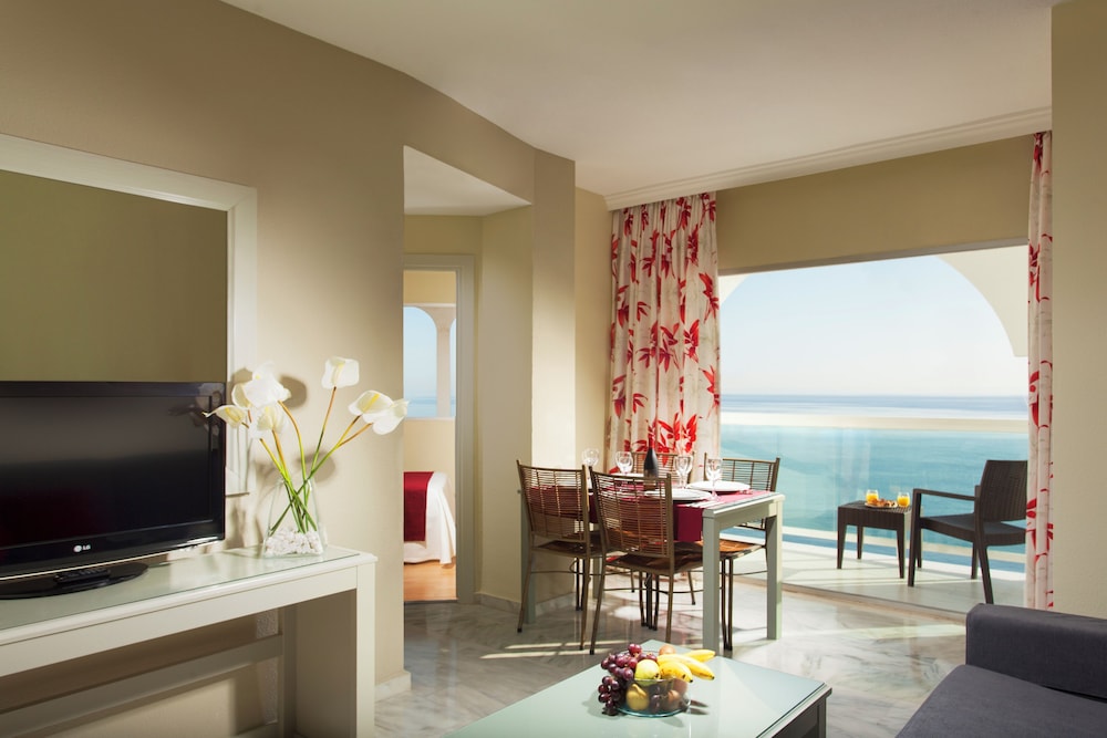 Ona Marinas de Nerja Spa Resort — Hotel rooms in Nerja, Andalusia