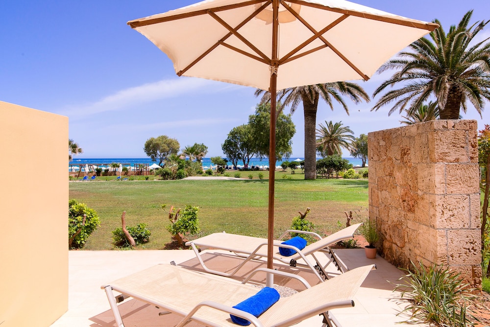 Kernos Beach — Beach in Malia