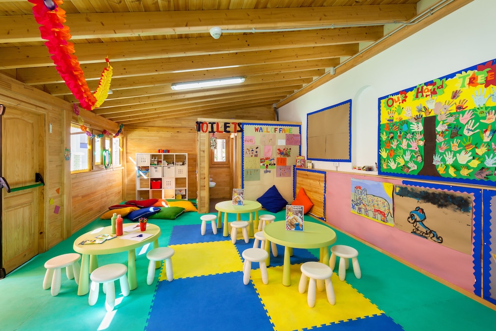 Playaolid Suites & Apartments — Attractions for children in Costa Adeje, Canary Islands