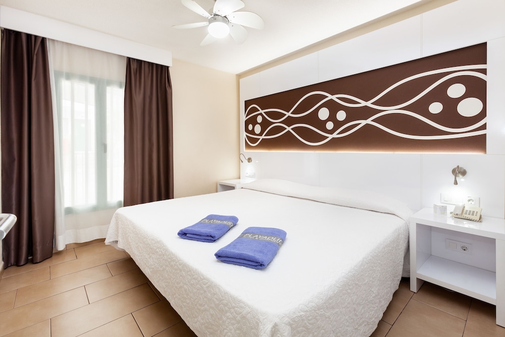 Playaolid Suites & Apartments — Hotel rooms in Costa Adeje, Canary Islands