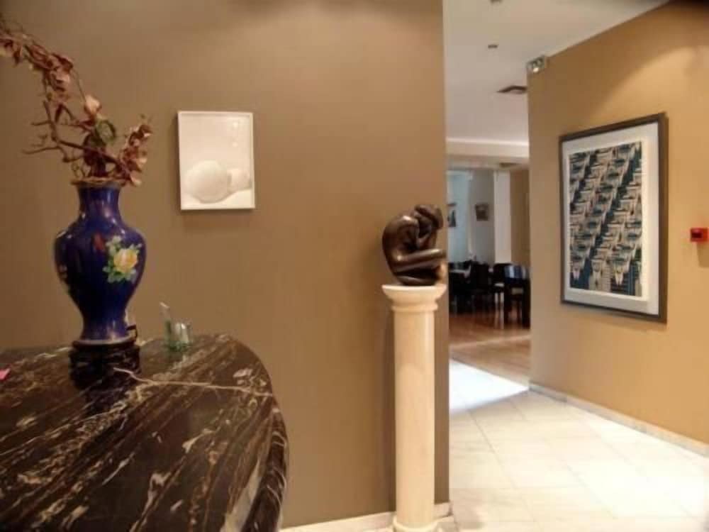 Art Hotel Athens — Hotel rooms in Athens, Attica