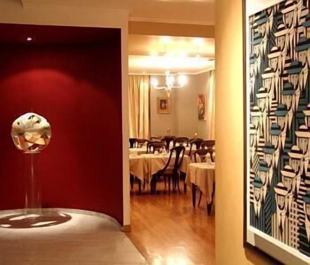 Art Hotel Athens — Restaurant & bars in Athens, Attica
