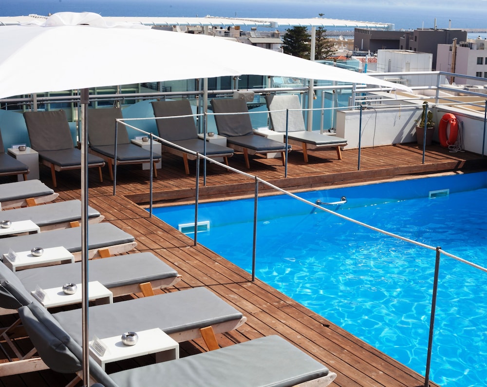 Capsis Astoria Heraklion Hotel — Swimming pool in Heraklion