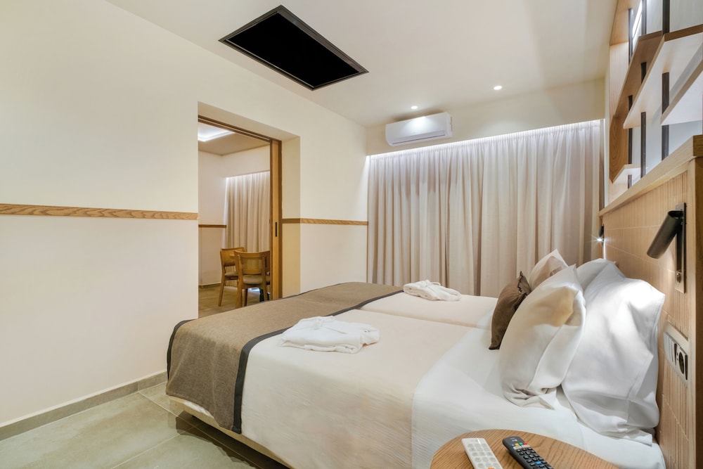 Capsis Astoria Heraklion Hotel — Hotel rooms in Heraklion