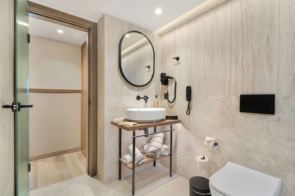Capsis Astoria Heraklion Hotel — Hotel rooms in Heraklion