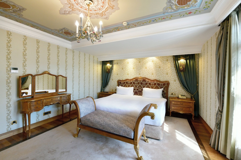 Crowne Plaza Istanbul - Old City by IHG — Hotel rooms in Istanbul, Istanbul