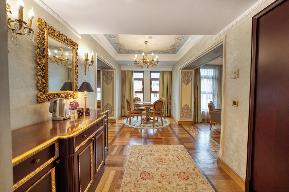 Crowne Plaza Istanbul - Old City by IHG — Hotel rooms in Istanbul, Istanbul