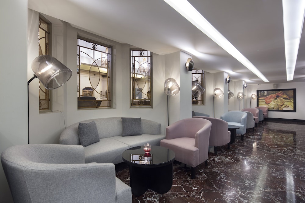 Crowne Plaza Istanbul - Old City by IHG — Restaurant & bars in Istanbul, Istanbul