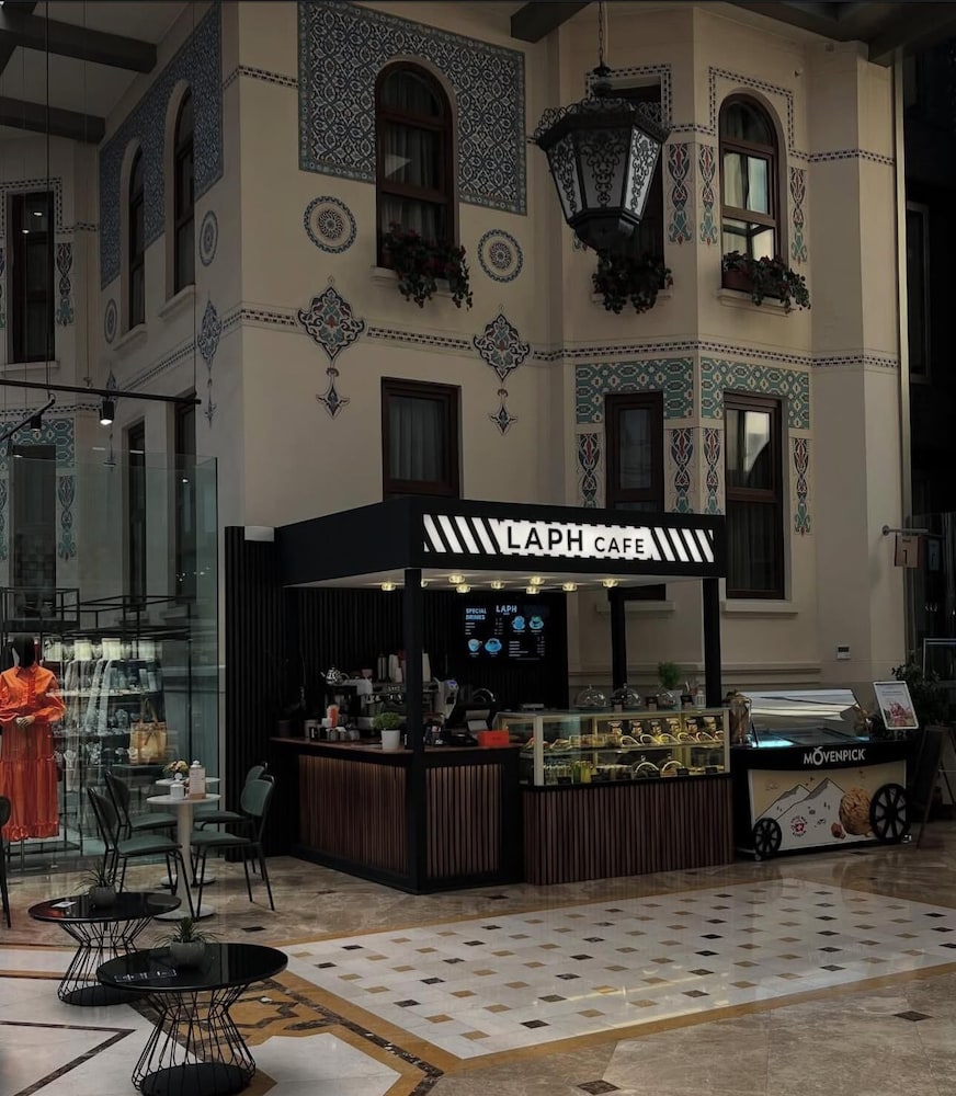 Crowne Plaza Istanbul - Old City by IHG — Restaurant & bars in Istanbul, Istanbul